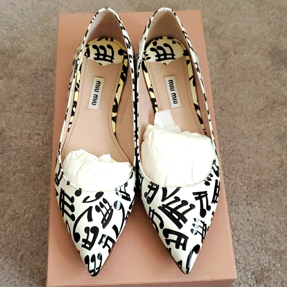 Miu Miu music notes flats